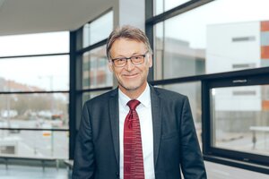 Bild vergr&ouml;&szlig;ern: Strackeljan Jens2(c) OvGU