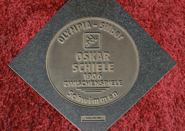 Bild vergr&ouml;&szlig;ern: Oskar Schiele