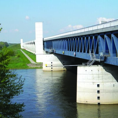 Trogbrcke am Wasserstraenkreuz